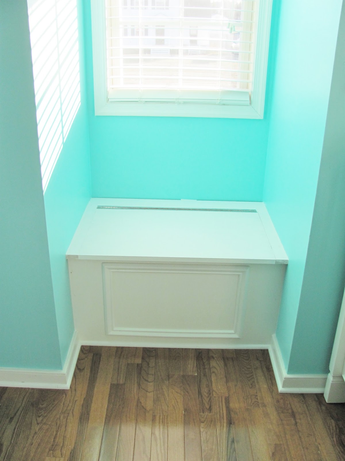 Silver Lining Decor DIY Built In Window Seat and Storage