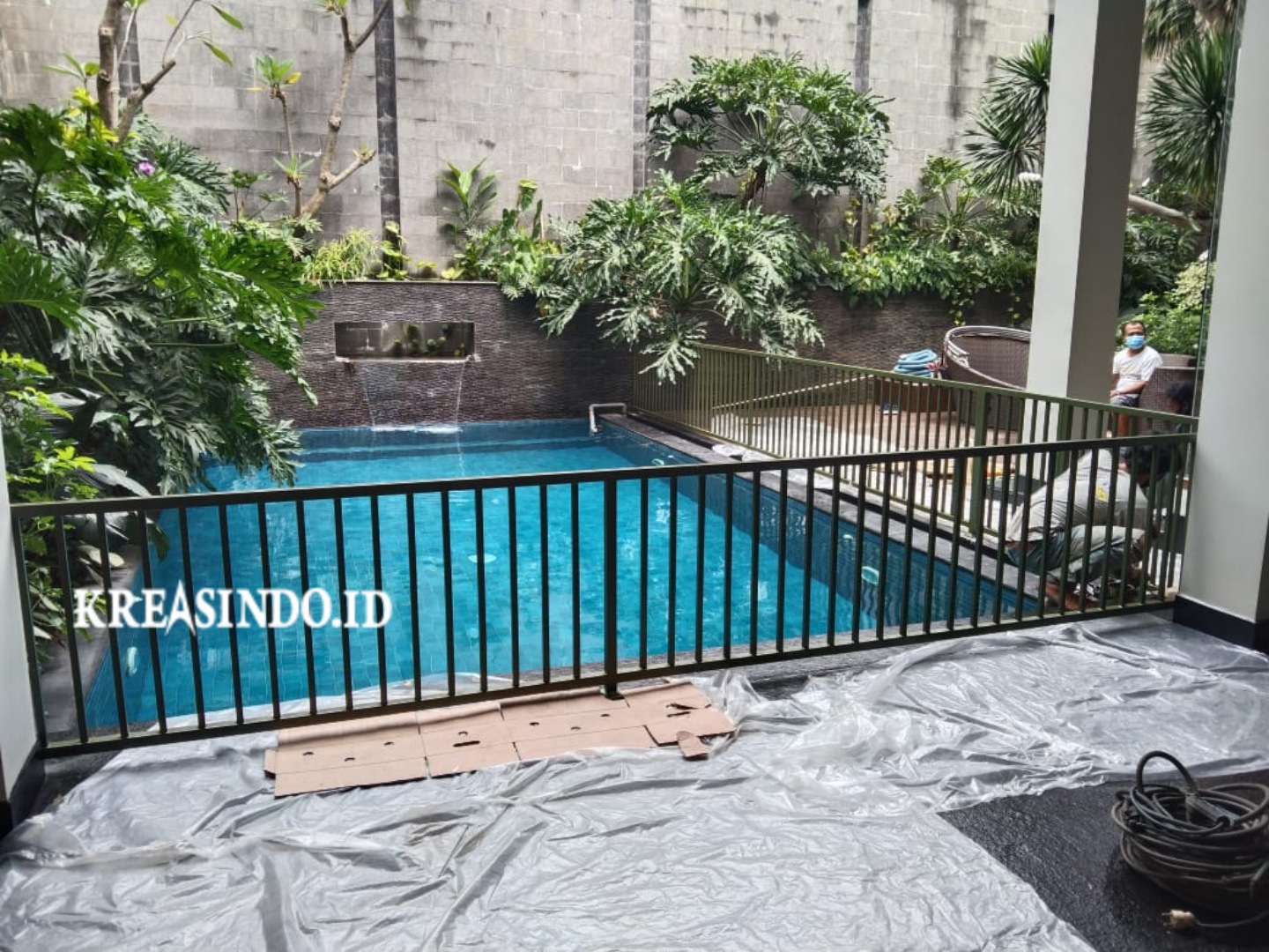 Hasil pemasangan Pagar Kolam Renang yang di pesan Bpk Christian ini Cantik Pondok Indah Jakarta Hasil pemasangan Pagar Kolam Renang yang di pesan Bpk Christian ini Cantik Pondok Indah Jakarta