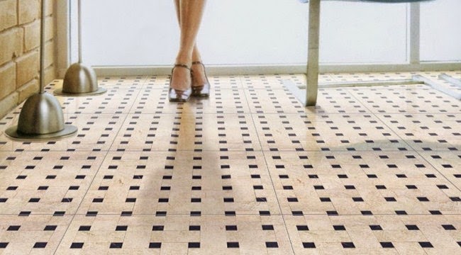 Missing Barcelona: las baldosas y la fregona