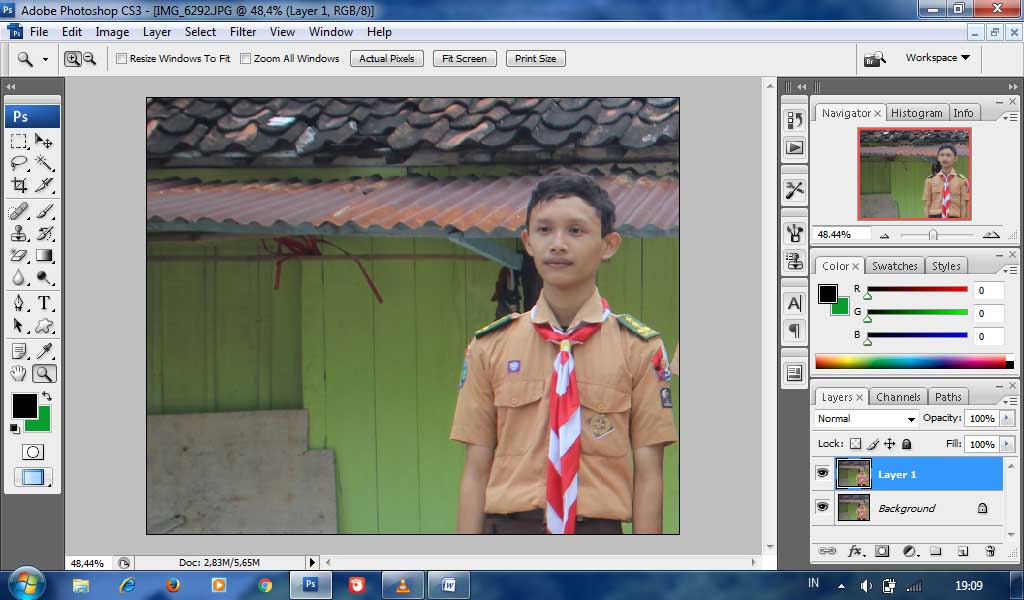 Tutorial Membuat Efek Sketsa Pensil CS 3 MULTIMEDIA SMK