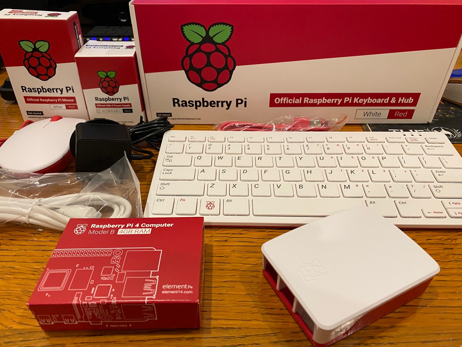 Glow Edition Raspberry Pi 4B Desktop Computer Case 