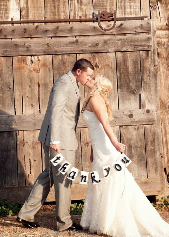 Bridal Fashion, Wedding Blog: Creative Wedding Photo Ideas