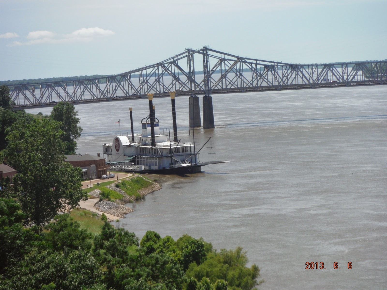 Mississippi River Trail 2013: Back roads to New Roads - New Roads ...