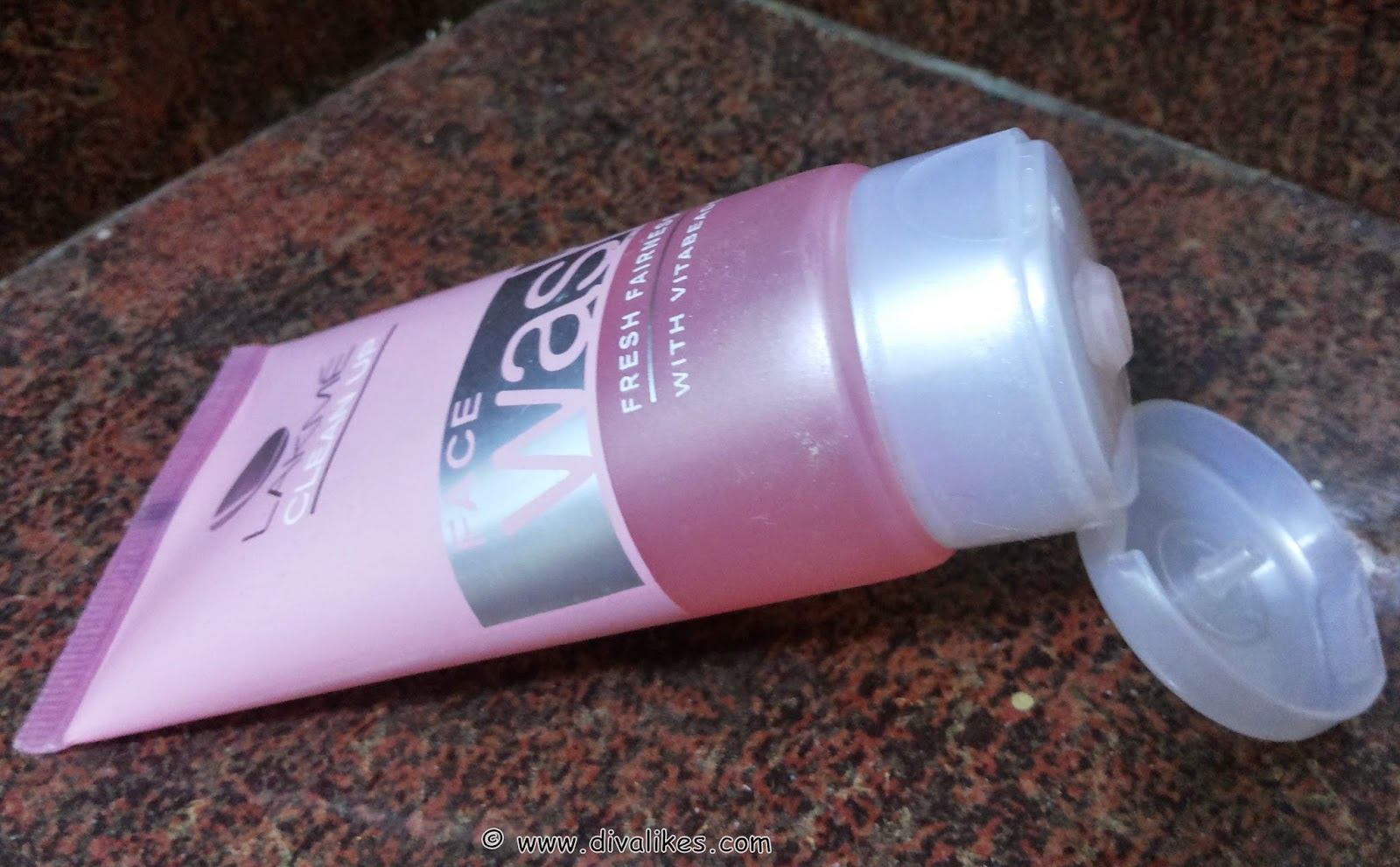 Lakme Clean Up Fresh Fairness With Vitabeads Face Wash Review Diva Likes