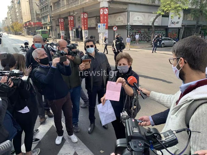 Δεν θα πληρώσει πρόστιμο η γυναίκα που πήγε να αφήσει ένα λουλούδι στο Πολυτεχνείο!