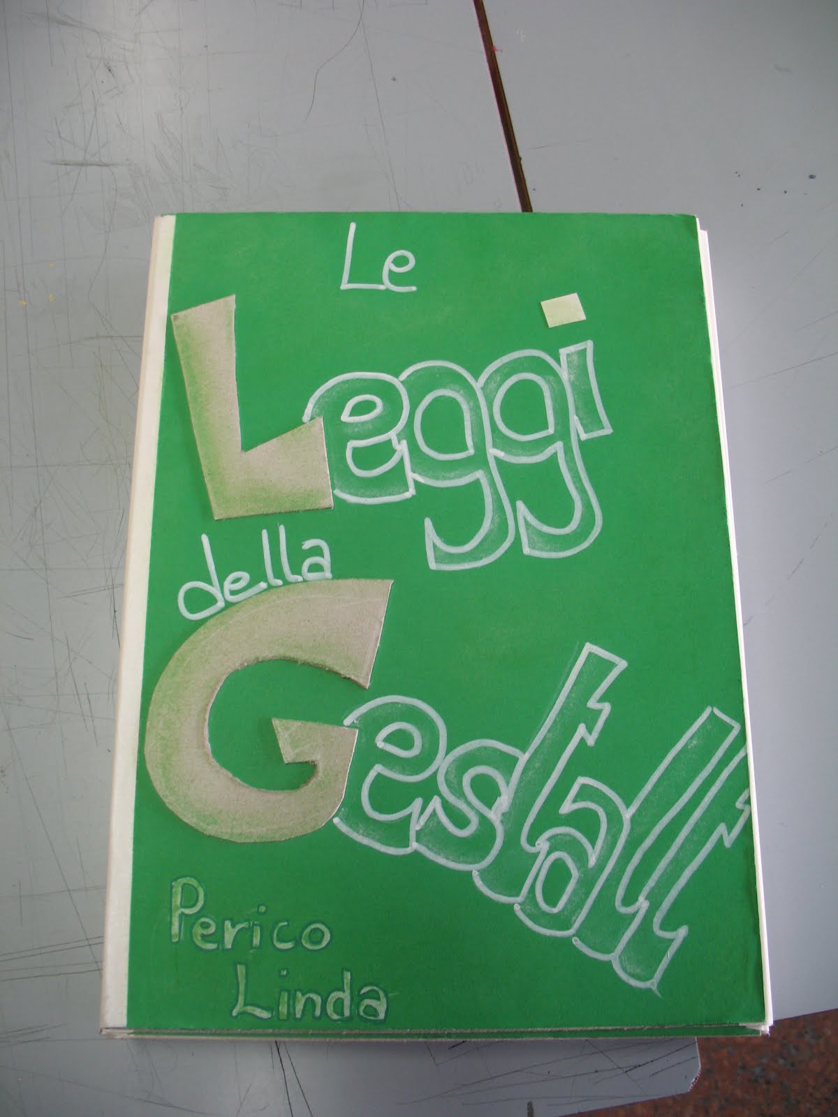 Elaborati libri d artista contenuto leggi della Gestalt