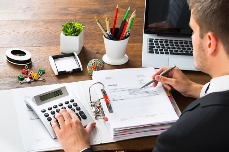 مطلوب محاسب للعمل لدى Eon Dental في عمان واحة الوظائف