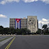 Οι Κουβανοί πλημμύρισαν την πλατεία της Επανάστασης...για το τελευταίο αντίο στον Φιντέλ Κάστρο...