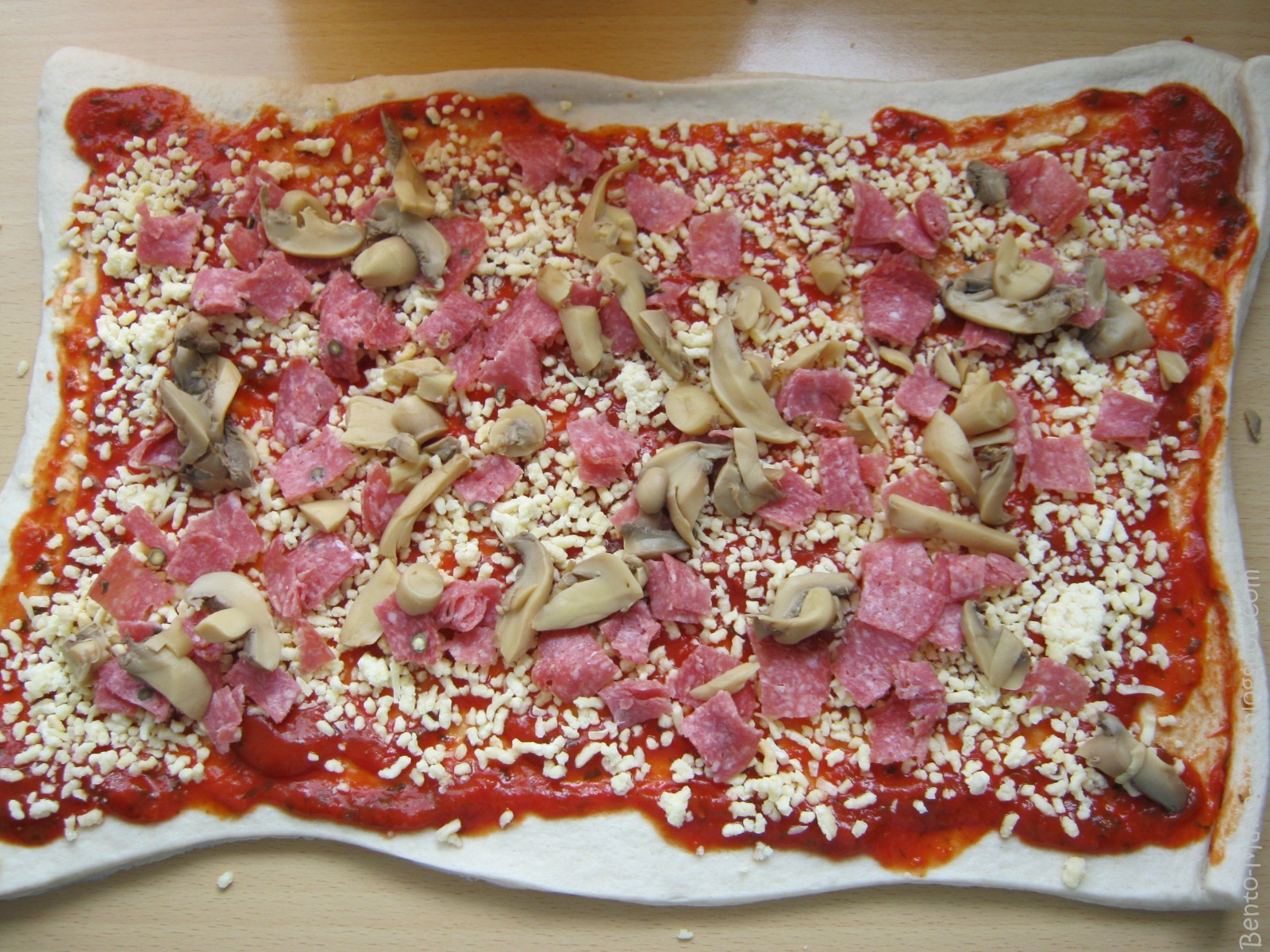 Bento-Mania.....verrückt nach der japanischen Lunch Box: Rezept: Pizza ...