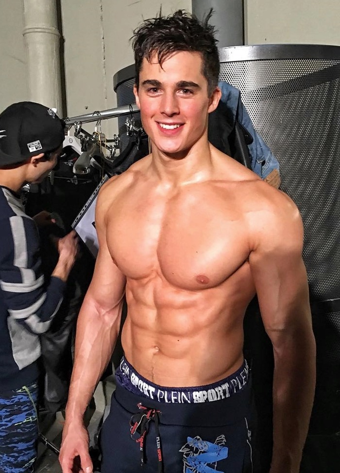 shirtless-fit-hunk-pietro-boselli-smiling-male-model-muscular-body