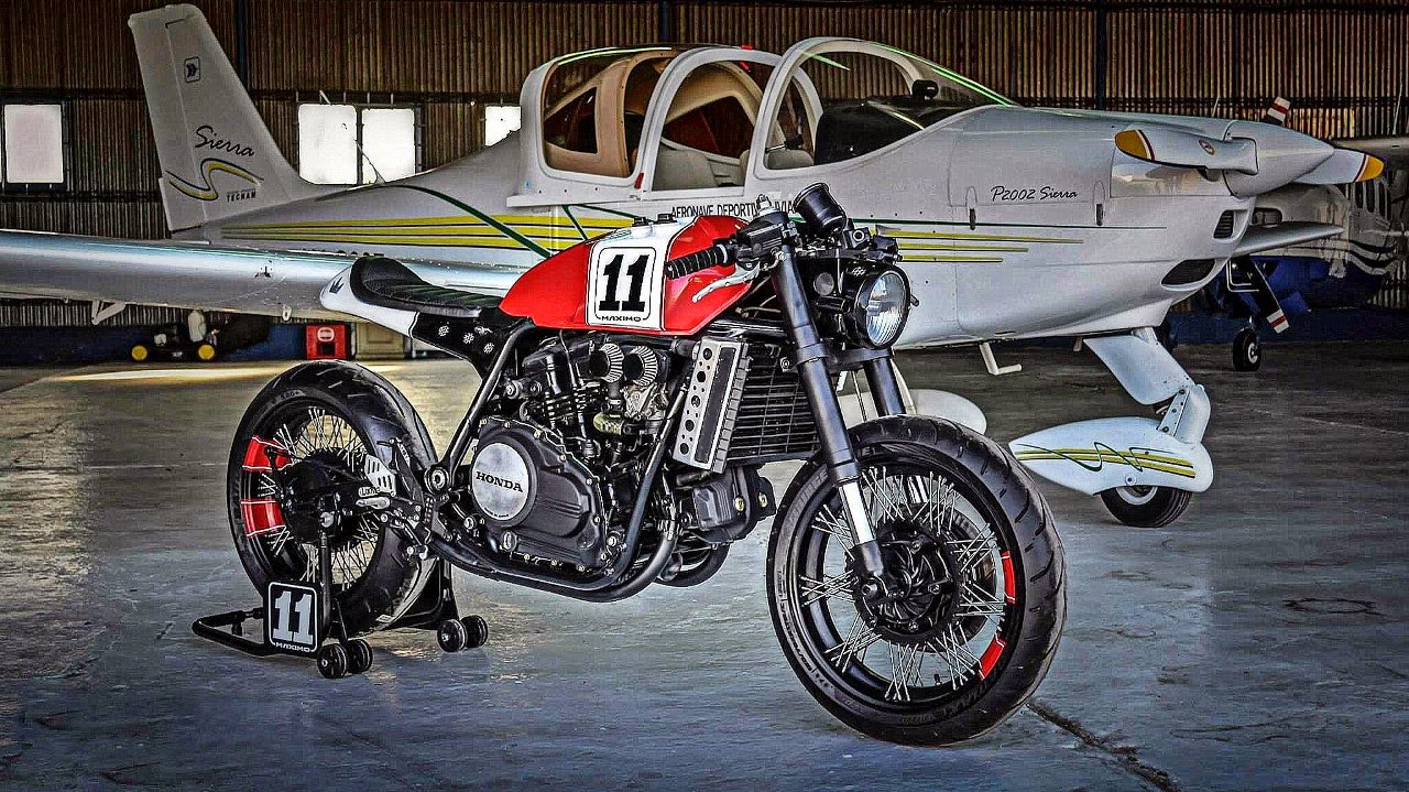 VFR 750 Cafe Racer