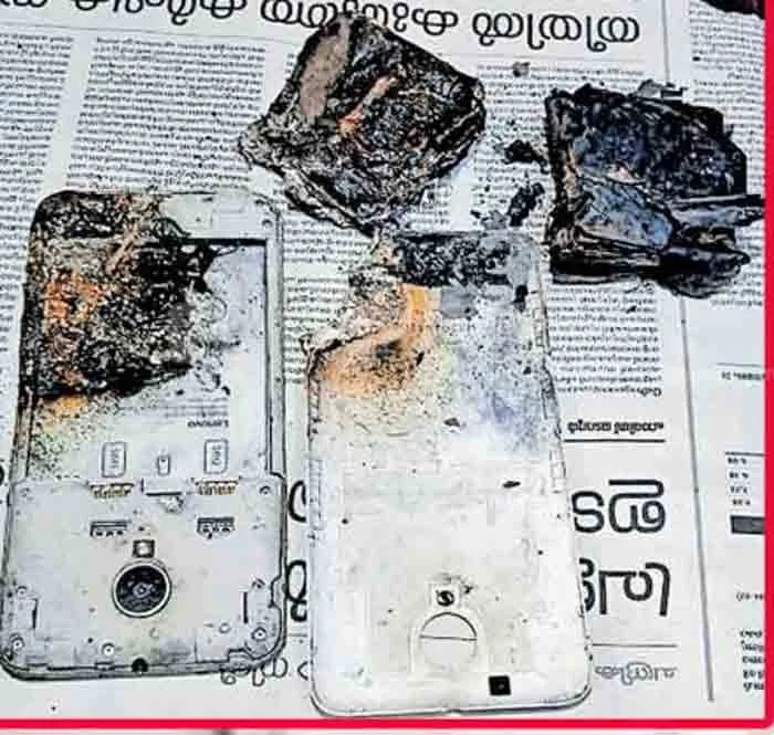 Mobile phone explodes while running; The out-of-control autorickshaw crashed into a power pole, Kannur, News, Local News, Mobile Phone, Auto & Vehicles, Auto Driver, Injured, Accident, Kerala