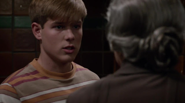 Films Et Séries Tv Avec Mason Dye ausCAPS: Mason Dye shirtless in Flowers In The Attic