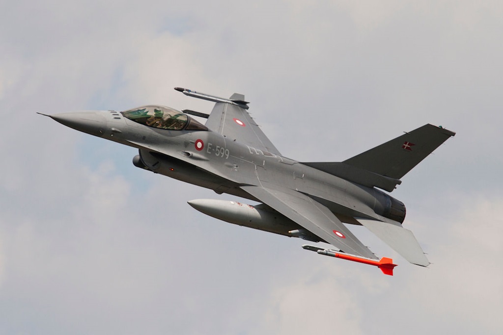 Danish_F-16.jpg