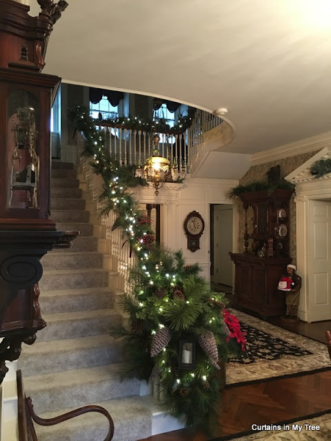 Curtains In My Tree: Mansion Tour