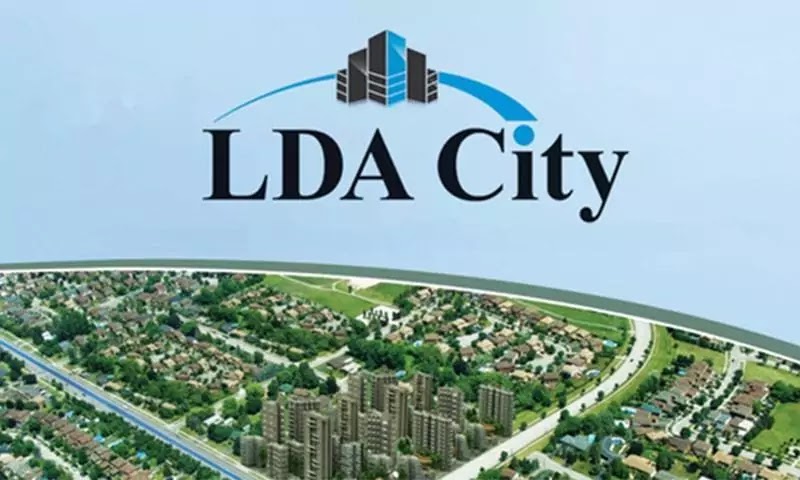 https://1.bp.blogspot.com/-pfNY3sl2x94/XkQjhb-8CuI/AAAAAAAAD-U/ttL20tvYA042F9NCMDbM9ke79RMOJTdLgCLcBGAsYHQ/s1600/LDA%2BCity%2BLahore.webp