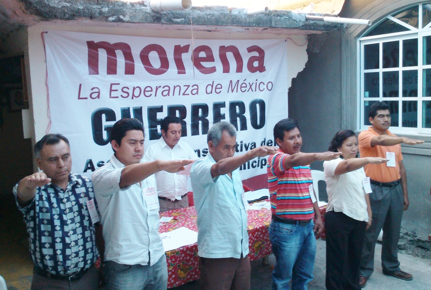 Conforman los comités municipales de MORENA en Tixtla y Coahuayutla ...