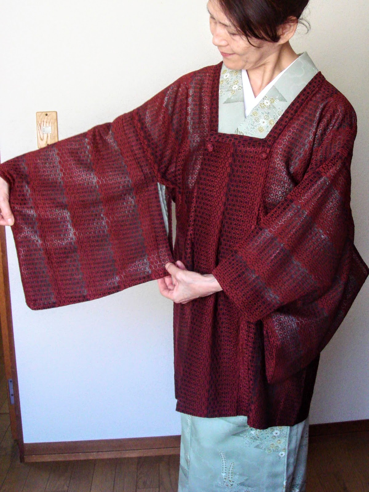 レースの道行コート裄丈（袖巾）直し、袖幅の出し方と試着|50代60代の普段着物～母の着物からハッピーライフ