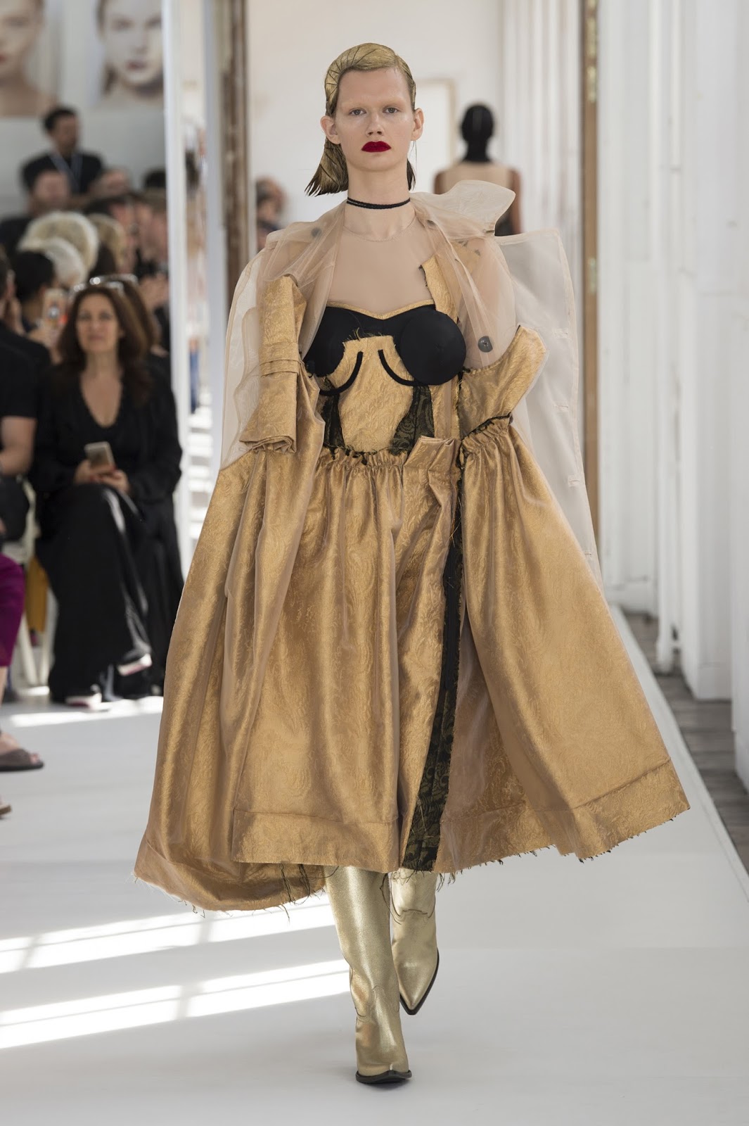Haute Couture: MAISON MARGIELA September 5, 2017 | ZsaZsa Bellagio ...