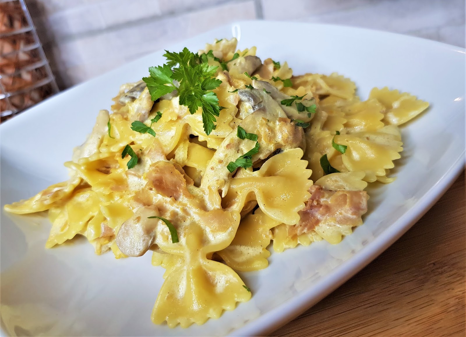La Cucina di FatinaSweet PASTA CON FUNGHI, PROSCIUTTO COTTO, PANNA E