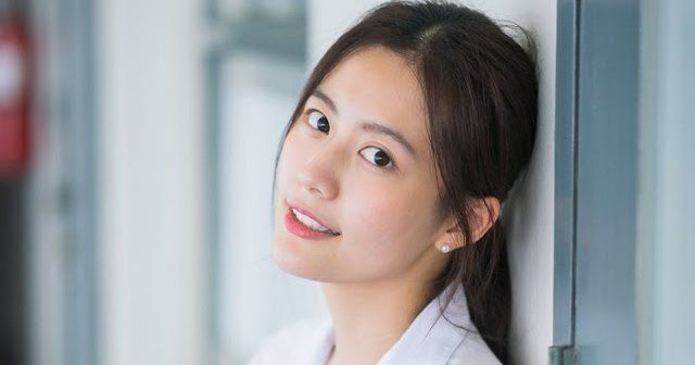 Hot girl…Frung Narikun Ketprapakorn