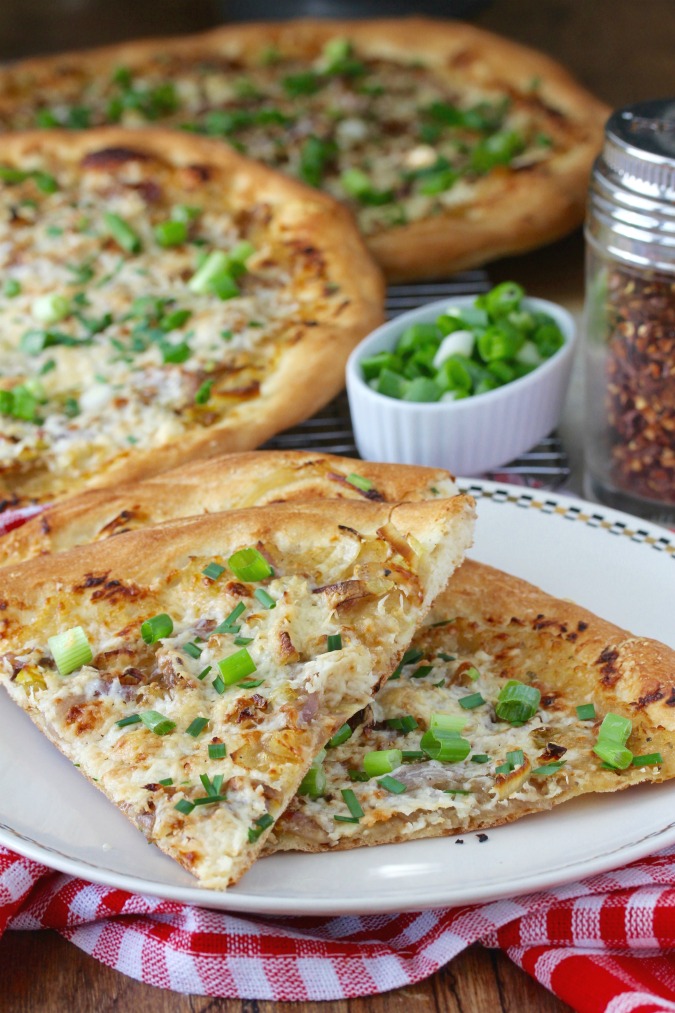 Six Onion Pizza Karen's Kitchen Stories