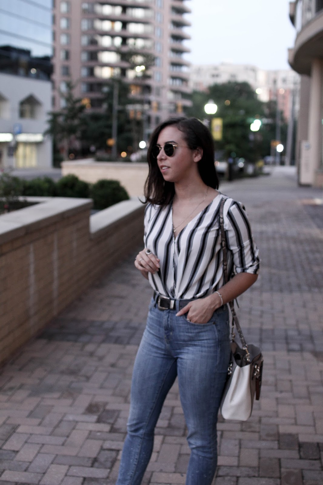 How to style high waist jeans. | A.Viza Style | current elliott super high waist denim. striped top. dc blogger