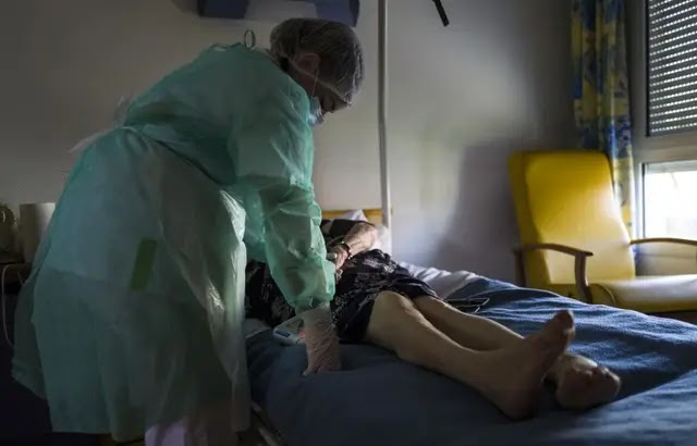 Paris : Une résidente de 92 ans violée dans un Ehpad, un aide-soignant interpellé