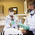 Αυστραλία: Από τον ιό HIV μπορεί να έχουν μολυνθεί 11.000 ασθενείς οδοντιάτρων.