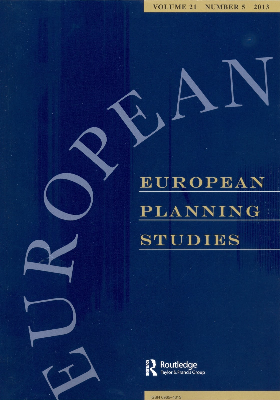 PERIÓDICOS NA VITRINE BIBLIOTECA DO IPPUR/UFRJ European Planning Studies