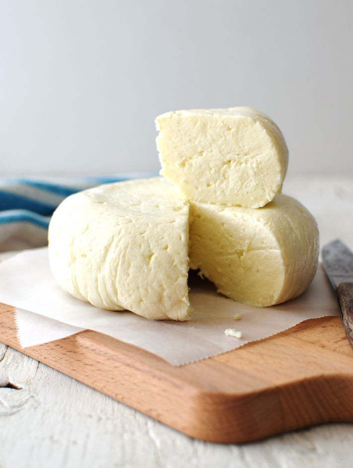 Cómo hacer queso fresco casero con 3 ingredientes {sin cuajo} | Bizcochos y  Sancochos