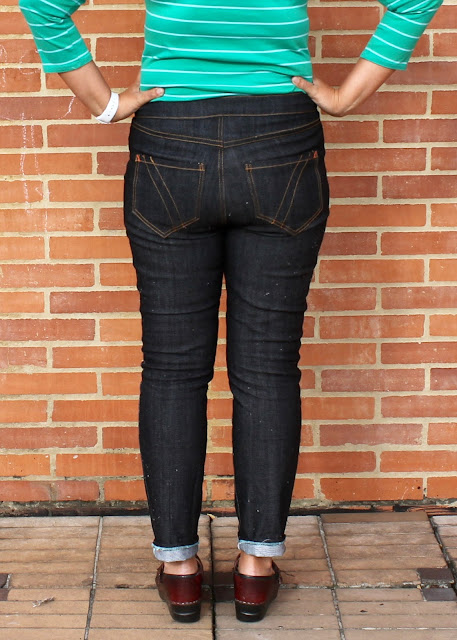 Review of the Liana Jeans sewing pattern.