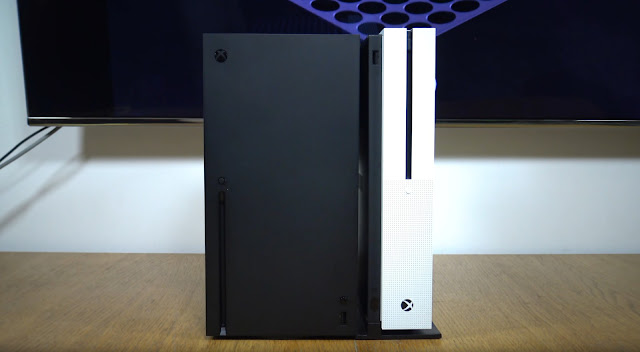 شاهد بالصور مقارنة حقيقية لحجم جهاز Xbox Series X مع باقي أجهزة الألعاب 