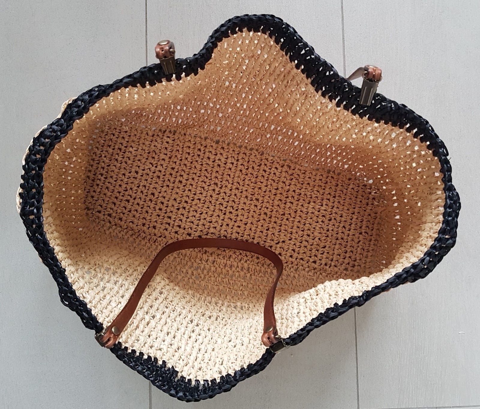 JUBILOCIOS: BOLSO DE RAFIA (a crochet)