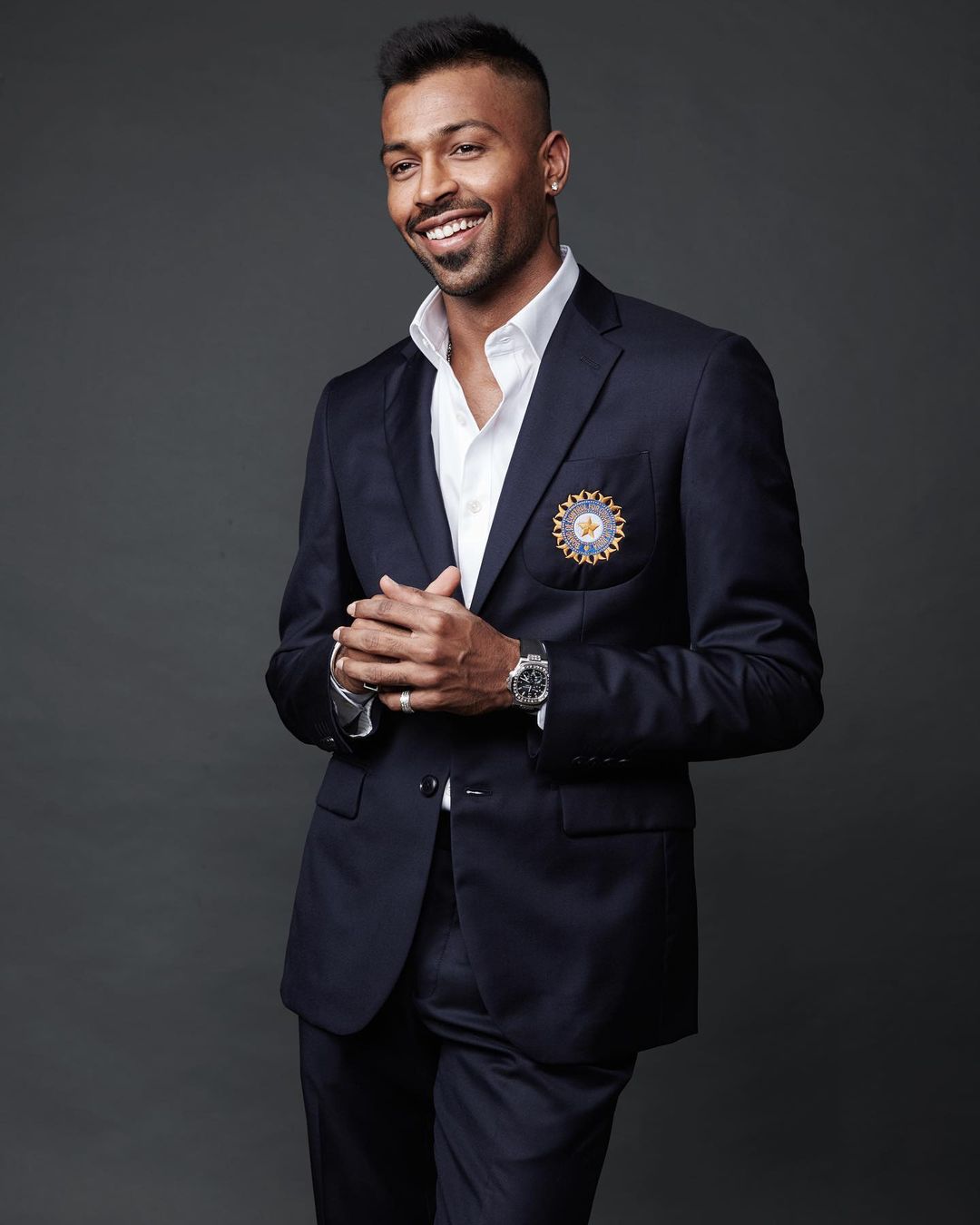 Hardik Pandya (Indian Cricketer) Biography, Wiki, Age, Height, Family,  Career, Awards, and Many More