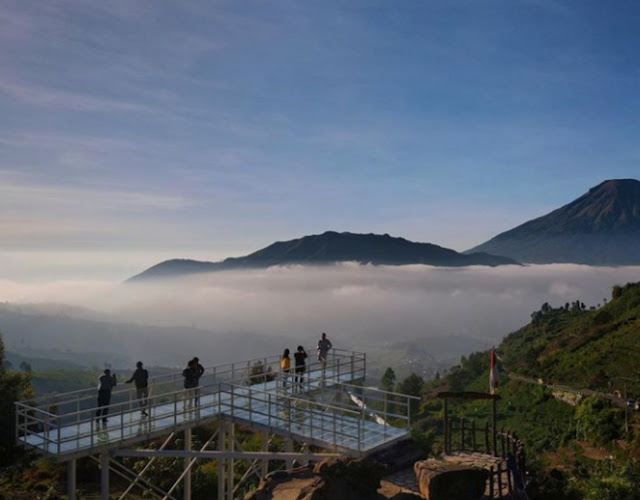 Jembatan Kaca Batu Angkruk Dieng, Tiket Masuk dan Lokasi