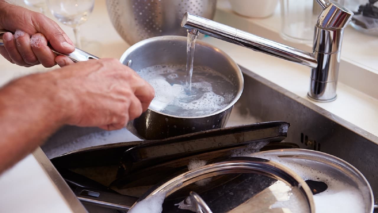 TIPS PARA LIMPIAR EL HOLLÍN DE LAS OLLAS PURO TIP Artículos