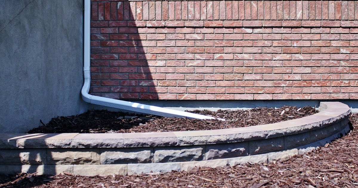 How To Build A Curved Retaining Wall With Bricks Design Talk