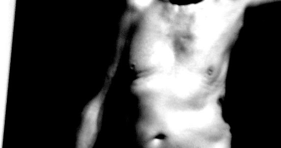 My body is a world / Mon corps est un monde / Mi cuerpo es un mundo / Meu corpo é um mundo