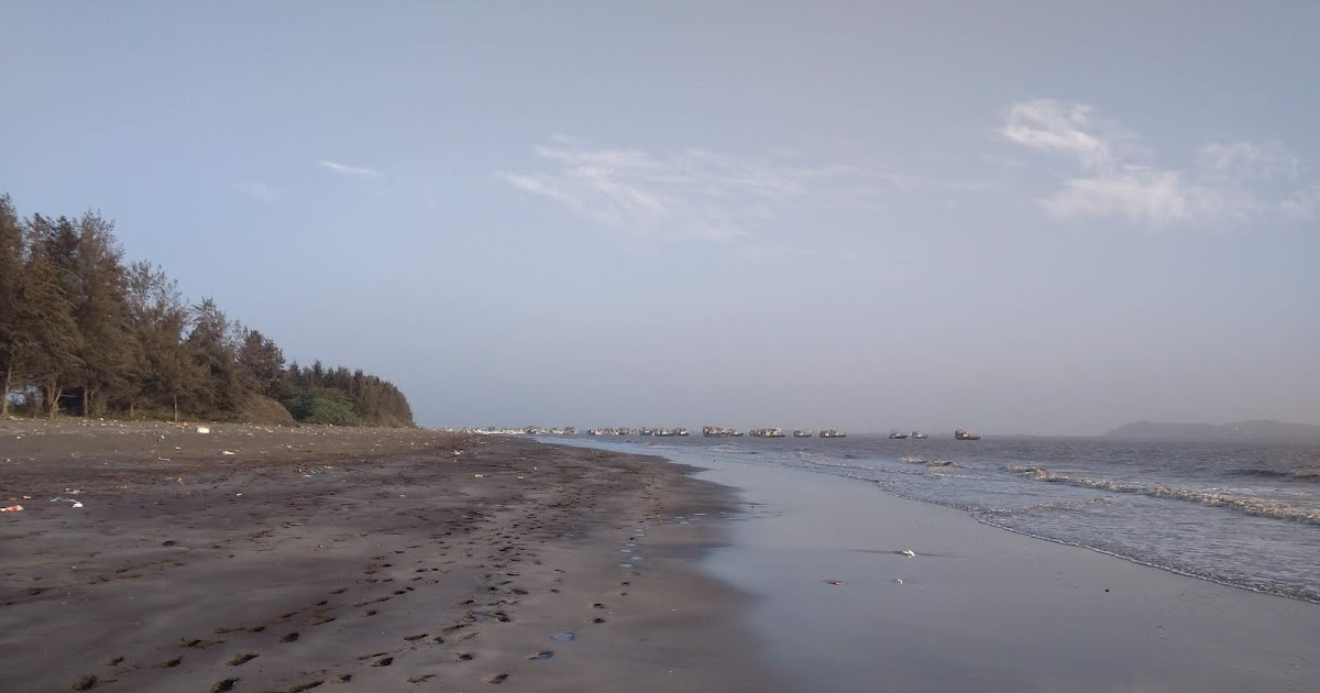 Suruchi beach in Vasai near Mumbai in Maharashtra