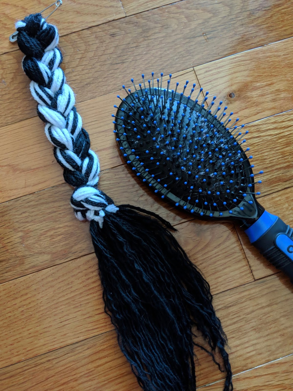 Diy Animal Tail Tutorial Using Yarn