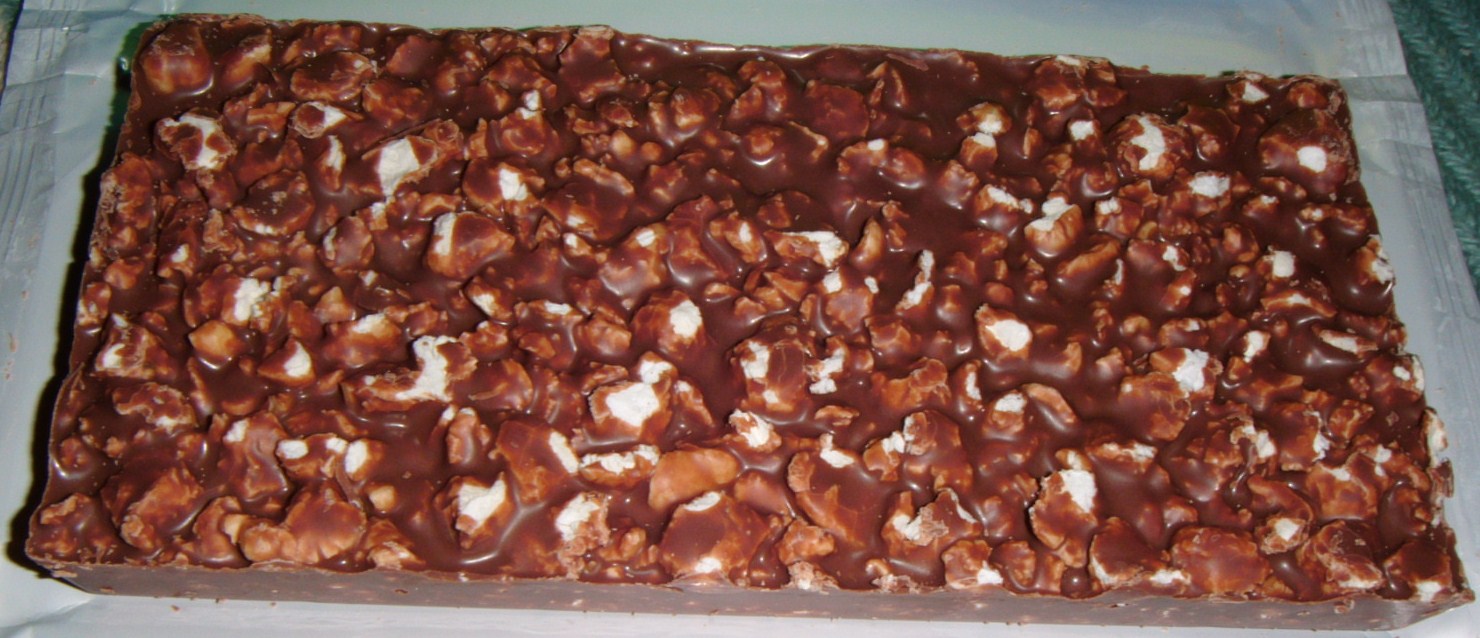 FOODSTUFF FINDS Cadbury Dairy Milk Toffee Popcorn [By Cinabar]