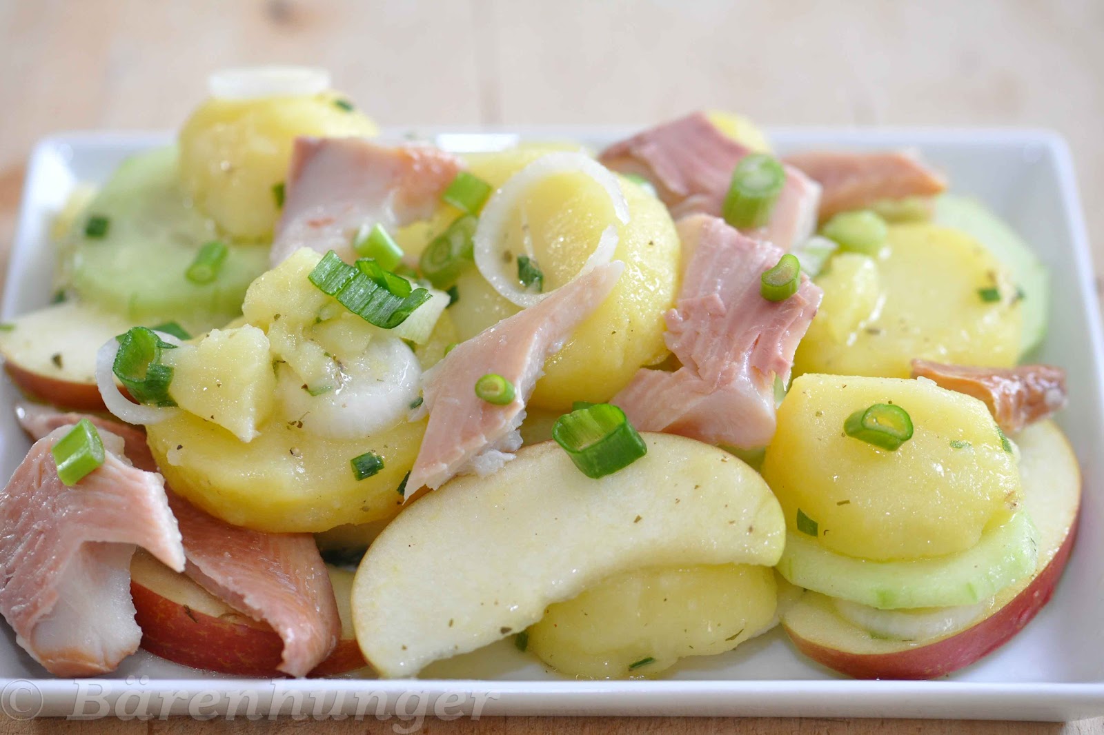 Bärenhunger: Kartoffelsalat mit geräucherter Forelle