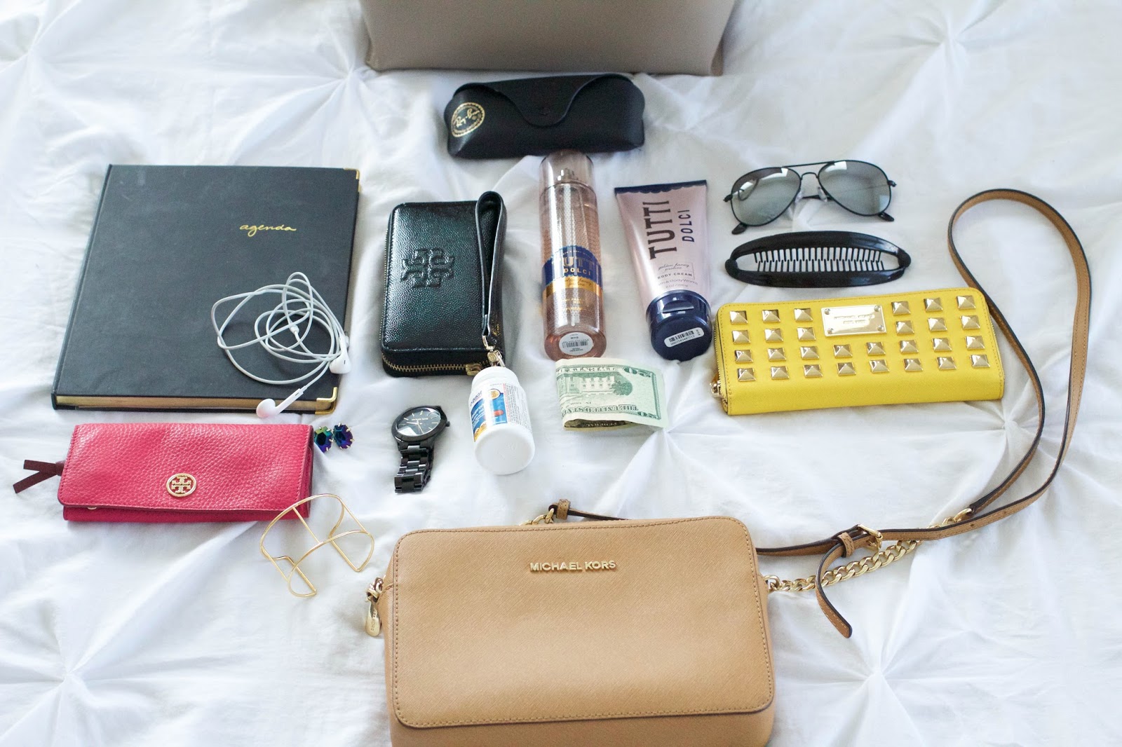 Whats in my Bag, Vegas. - simplysmallblog