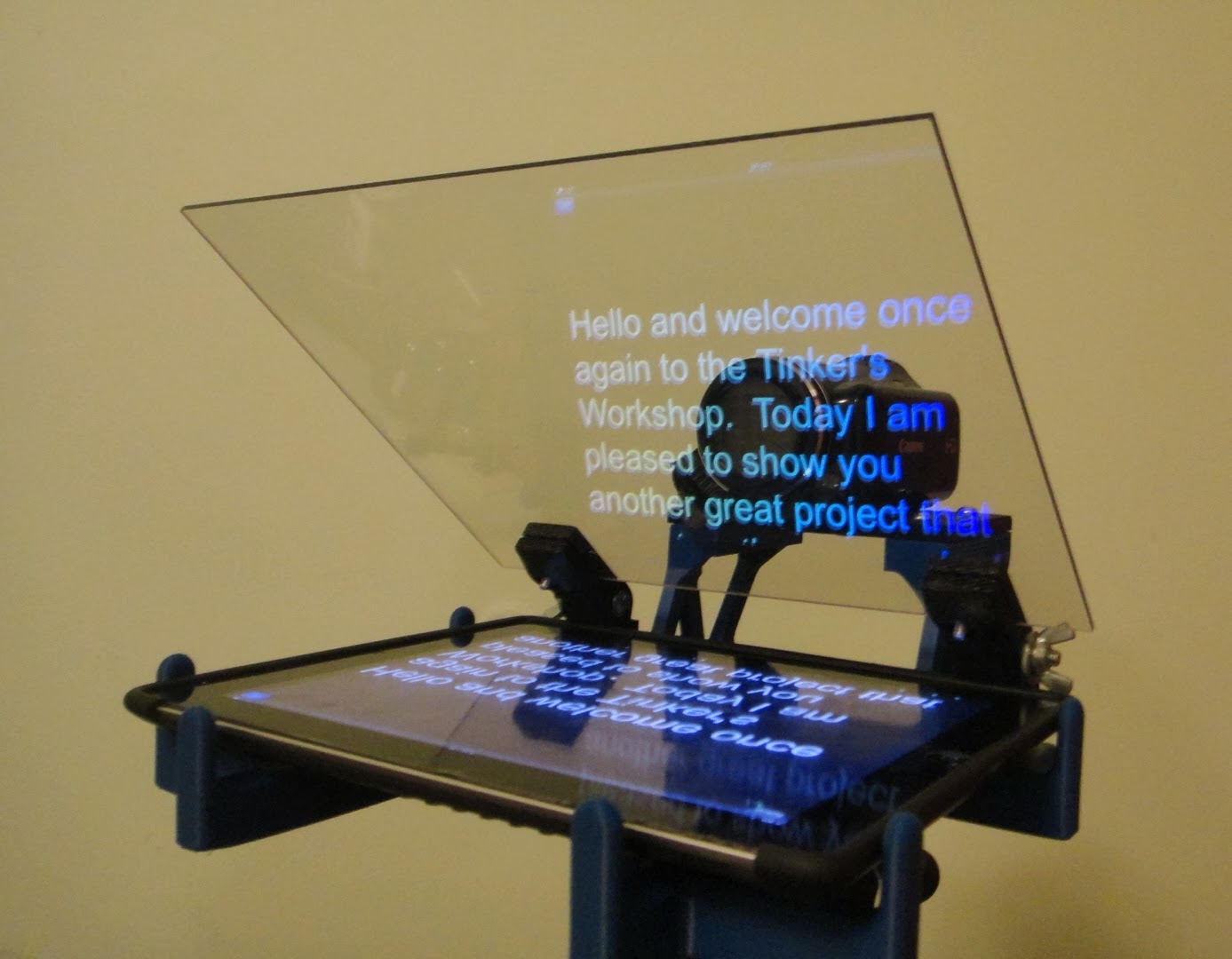 The Tinkers 3D Printed IPad Video Teleprompter Project