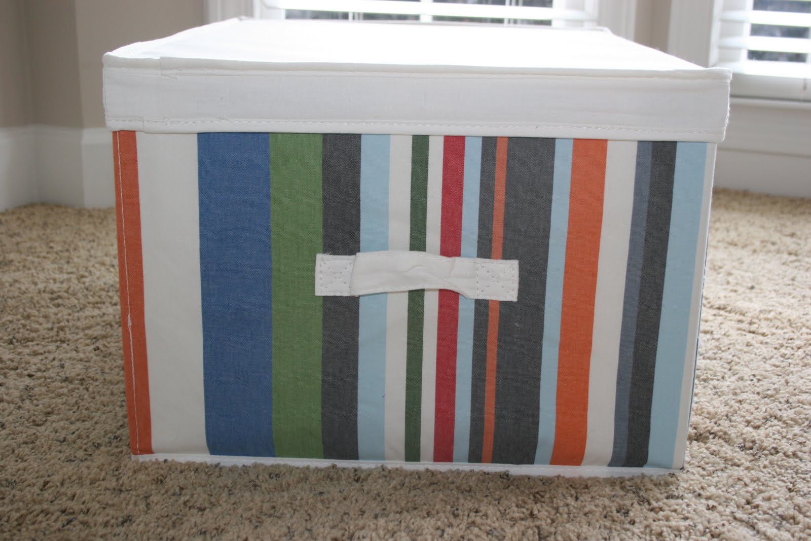 Simply LKJ Storing Table Linens