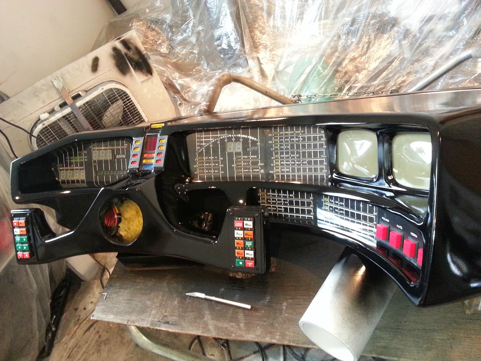My Knight Rider 2000 project: Dash Views - Final Stages Of Completion