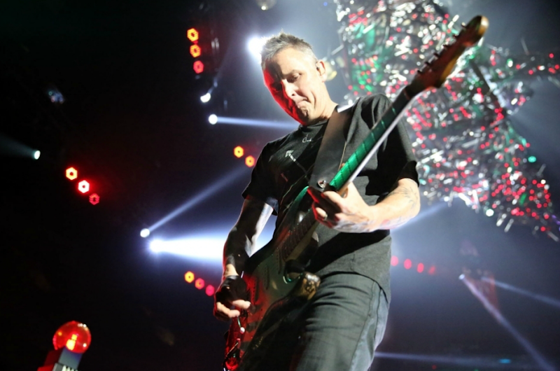 THE SKY I SCRAPE July 17 Pearl Jam at Pemberton Music Festival