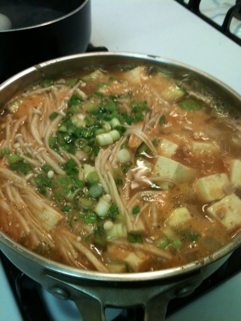 MD cooks for two Doenjang Jjiggae Korean Miso Soup