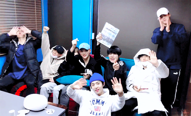 어제자 데뷔 첫 음방 1위한 골든차일드 | 인스티즈